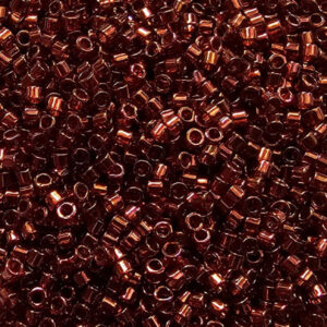 DB116 Gold Lustre Wine