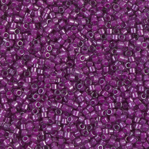 DB281 Fuchsia Lined Luster Crystal