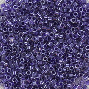 DB923 Sparkling Amethyst Lined Crystal